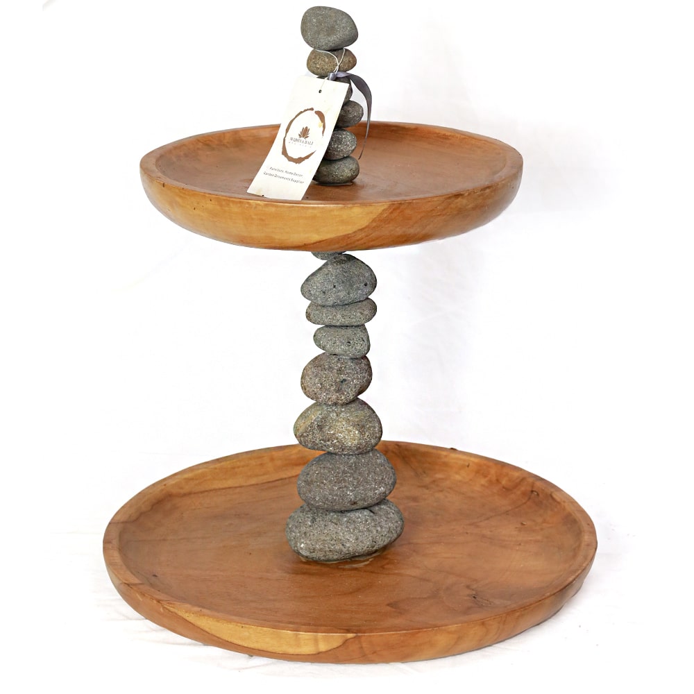 Zweistöckige Obstschale aus Teakholz mit grauen Natursteinen