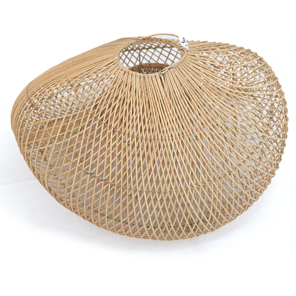 Banyu Rattan-Lampenschirm mit geschwungener Form, Ø 70 cm
