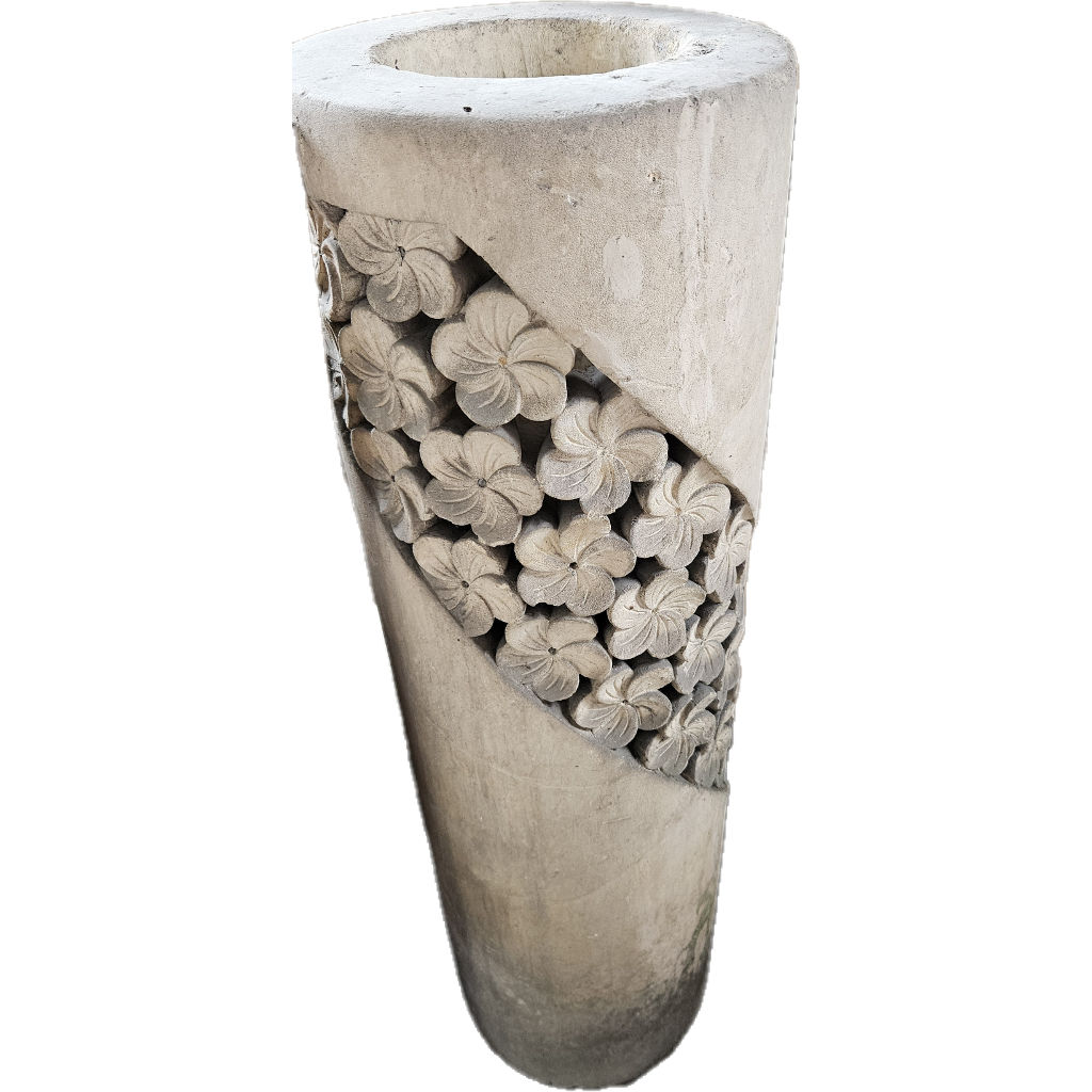 Anggrek Gartenfigur aus Kalkstein mit Frangipani-Relief, 100 × Ø 30 cm