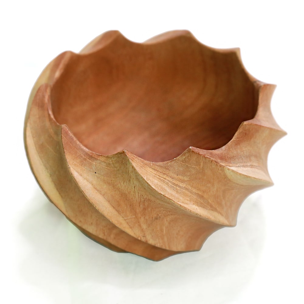 Kleine gedrehte Schale aus Teakholz, Ø 15 cm