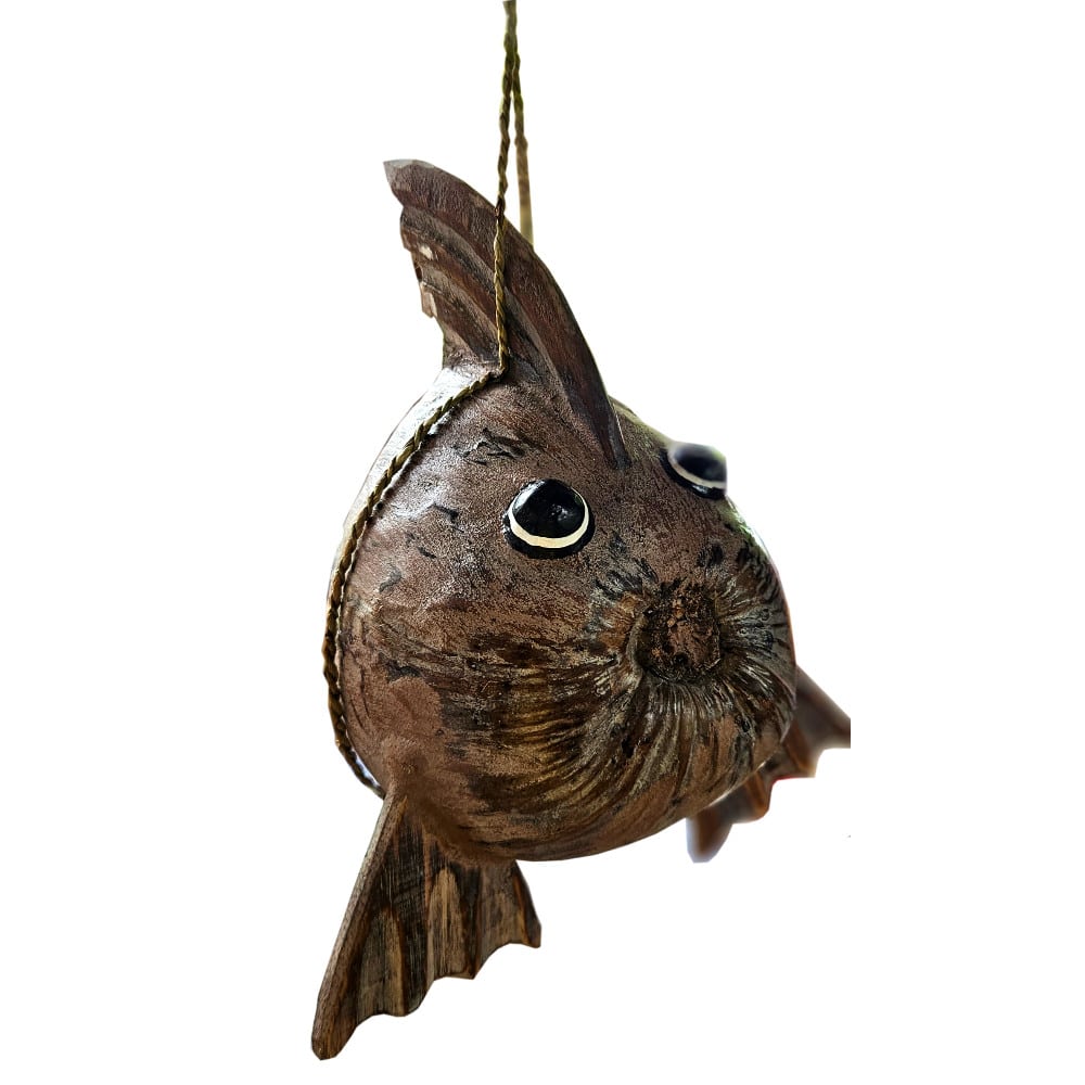Handgefertigter Kokosnuss-Fisch „Ikan“ zum Aufhängen