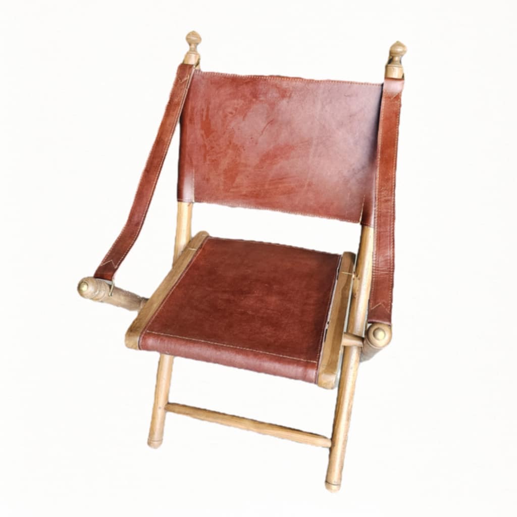 Agung Klappstuhl aus Teakholz & Rindsleder – Chesterfield Design, faltbar und komfortabel